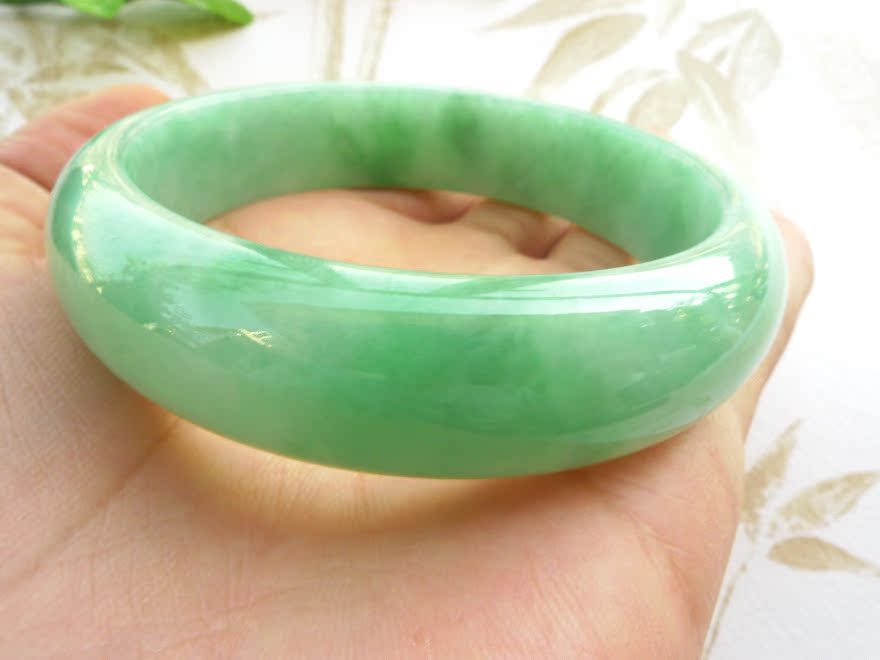 内径60mm天然a货翡翠冰糯种满色正装手镯74.46g