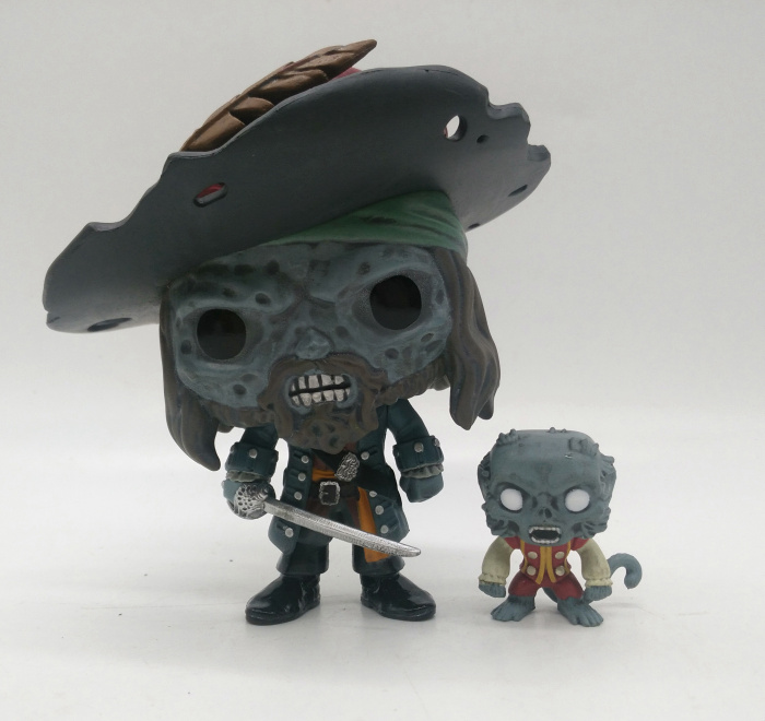 Купить Игрушка-аниме Подлинный навалом Пираты Карибского моря Капитан ...