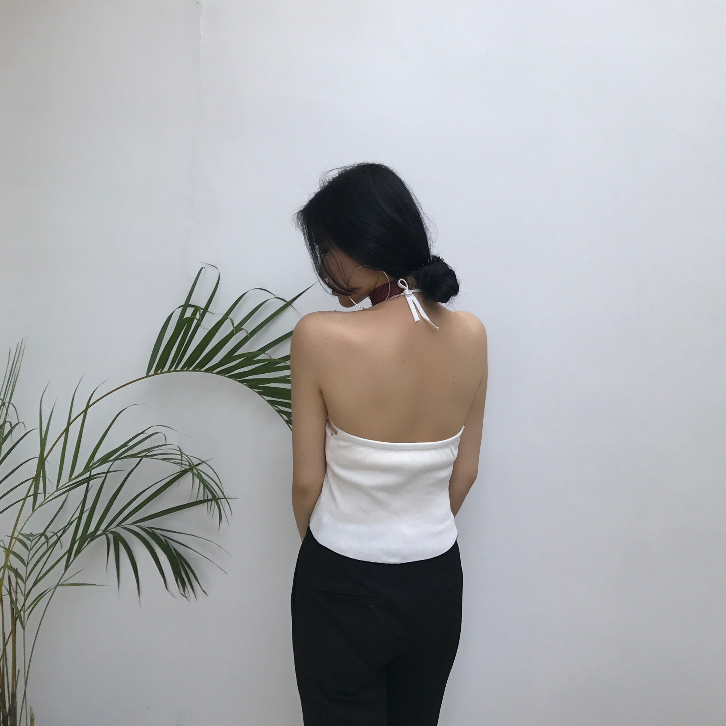 实拍感露背后绑带吊带挂脖无袖修身针织