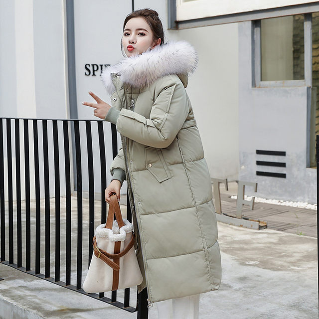 Winter down jacket women over the knee in the long Korean bread loose student fur collar thickened small jacket Winter down jacket women over the knee in the long Korean bread loose student fur collar thickened small jacket