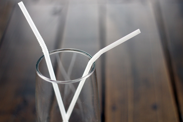 一次性吸管平口饮料可乐豆浆弯曲软管彩色塑料吸管批发每包100支_双氙