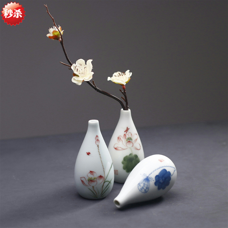 Hand - made ceramic flower flower implement mini white porcelain hydroponic flower, flower creative home furnishing articles floret bottle of blue and white porcelain