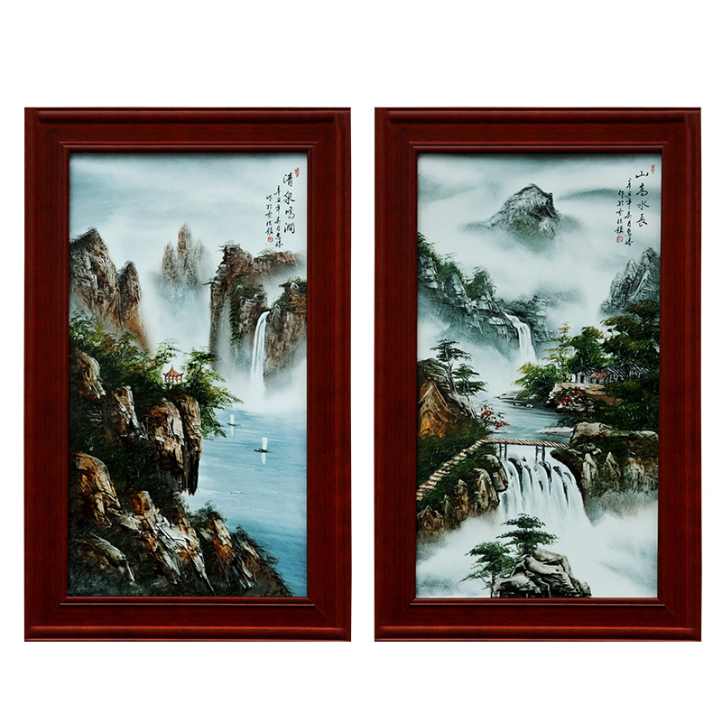 Jingdezhen hand - made Chinese landscape painter porcelain plate in the study corridor solid wooden frame, hang a picture sitting room adornment background