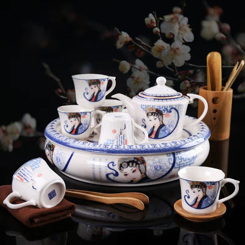 DH kung fu tea set suit household ceramic teapot teacup tea tray of blue and white porcelain tea of a complete set of jingdezhen tea service