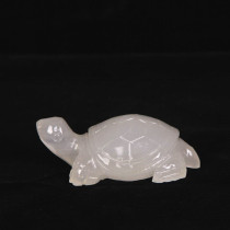 Natural jade longevity turtle jade carving feng shui turtle crafts creative fish tank decoration small turtle fortune jade ornaments