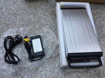 80 yuan sells an aluminum alloy battery case with a protective circuit board with an original charger and power cord