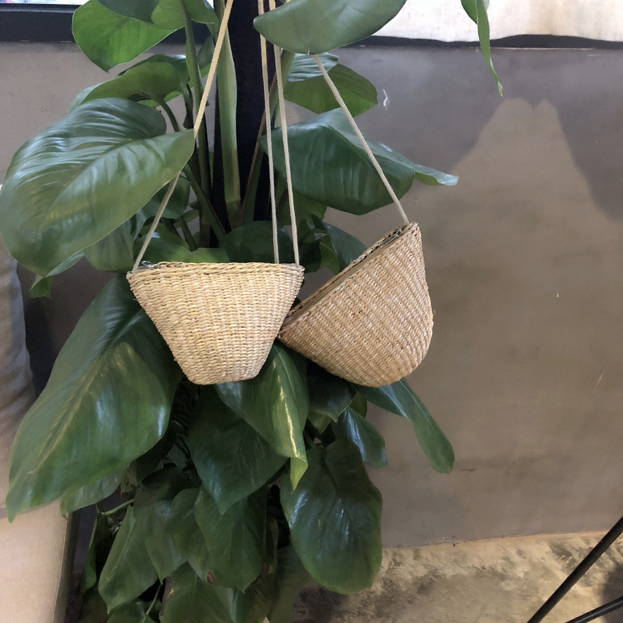 实拍实价小草包春夏海滩度假风草编织麻绳单肩包新款斜挎包包k06