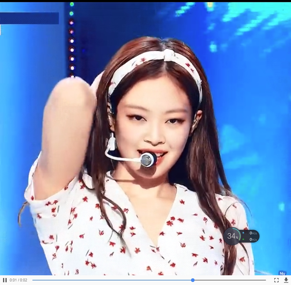 blackpink金智妮jennie 同款白色碎花连衣裙短袖v领甜美