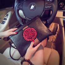 Hong Kong Chinese style personality Korean version of the mens clutch trend fashion clutch handbag envelope bag wrist bag