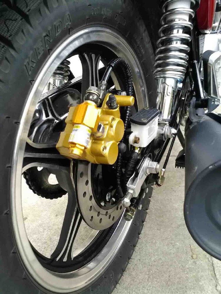 摩友天下摩托车改装后碟刹套件整体安装仅需半小时11-16cm凯凌泵