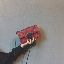 European Station This year the main body of the Giants looks super fond of the handbag 100 lap fashion trendy classic packet bag