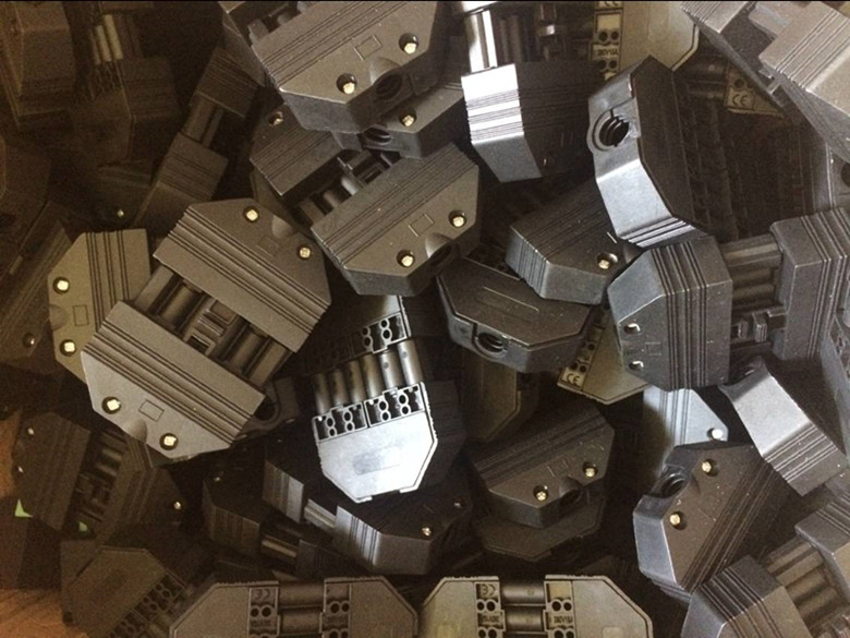 diesel and  combustion engine accessories controller plug 7-hole 6-hole 4-hole plug group plug fast plug row