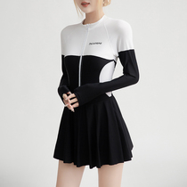 South Korea Wetsuit Woman Conjoined Swimsuit Long Sleeve Sunscreen Black & White Jellyfish Snorkeling Snorkeling Sweaters Swimsuit Swimsuit