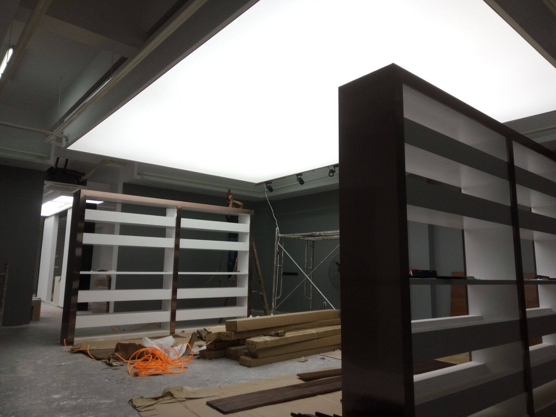 白色透光膜吊顶高清uv软膜天花材料空白灯箱布柔性发光膜上门安装