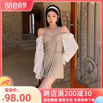 Swimsuit female summer sleeve conglomerate thin meat shade red wind covering meat 2022 new advanced in swimsuit