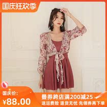 Swimsuit female summer conservative 2021 new one-piece belly covering belly slim long sleeve shirt Korean ins soak hot spring swimsuit