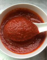 2 portions of a farmhouse Self-grinding chili sauce garlic paste mixed with powder and flamboyish light cake Zoo is salty and spicy 500g