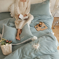 Fan-style butterfly knots milk suede four pieces of embroidery thickened bed linen baby suede Quilt Cover Bedding Winter