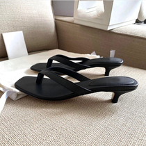 2021 summer new leather square head cool tow feet cat with sandals outside wear Joker thin heel clip flip-flops female