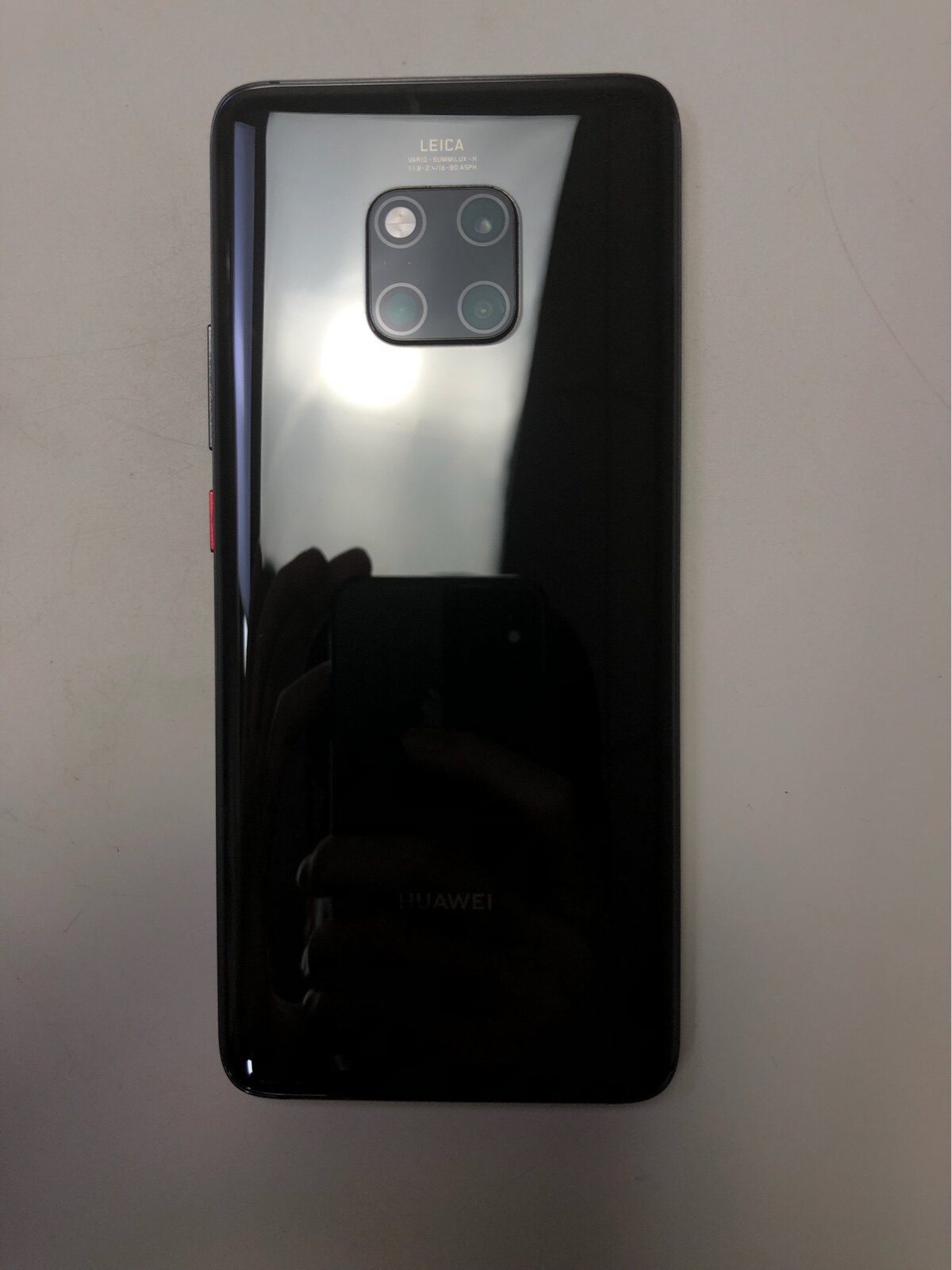 507680 华为mate20pro 黑色 6 128 全网通 9新 屏小灰