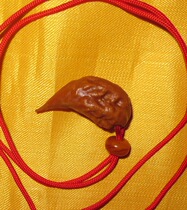 Special-shaped walnut pendant Olecranon