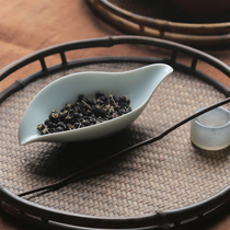 The first new lotus leaf tea is a tea shovel retro ceramic green and white glaze teaspoon