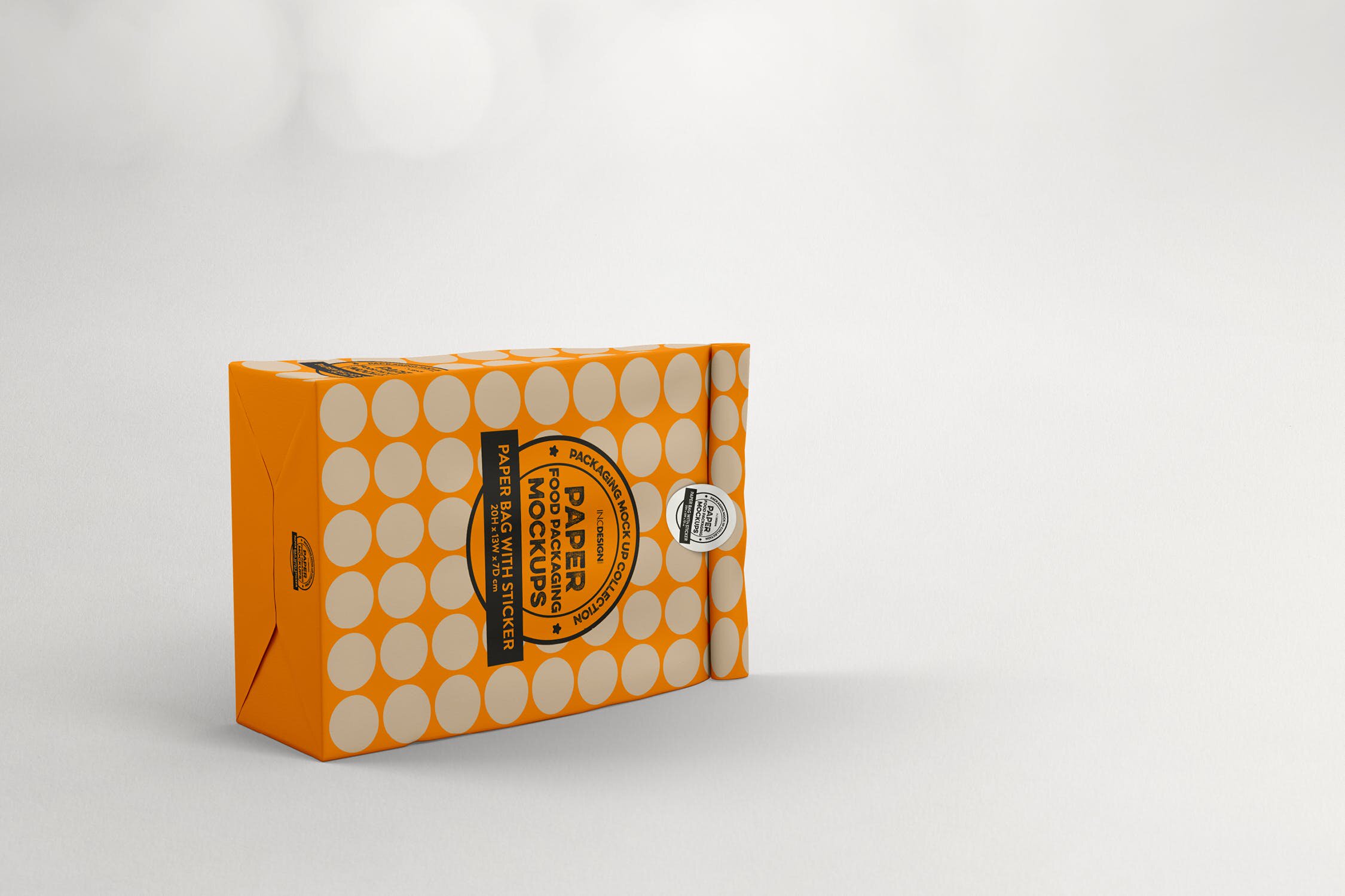 贴纸密封包装纸袋设计效果图样机 paper bag with sticker seal