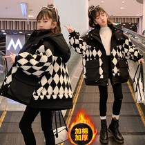 Girls cotton-padded jacket winter clothes 2022 new childrens foreign style net red warm cotton clothes middle-aged childrens thickened padded jacket