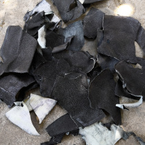 Pearl fish leather material without grinding face black devil fish pearl fish leather edge angle stock Special rare leather to be sold