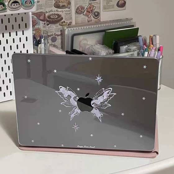 Shesell Butterfly Effect MacBook Apple Pro Protective Case Air Protection Case 원래 손으로 그린 M1M2 광택 방지 틈새 틈새 디자인 Shesell Butterfly Effect MacBook Apple Pro Protective Case Air Protection Case 원래 손으로 그린 M1M2 광택 방지 틈새 틈새 디자인