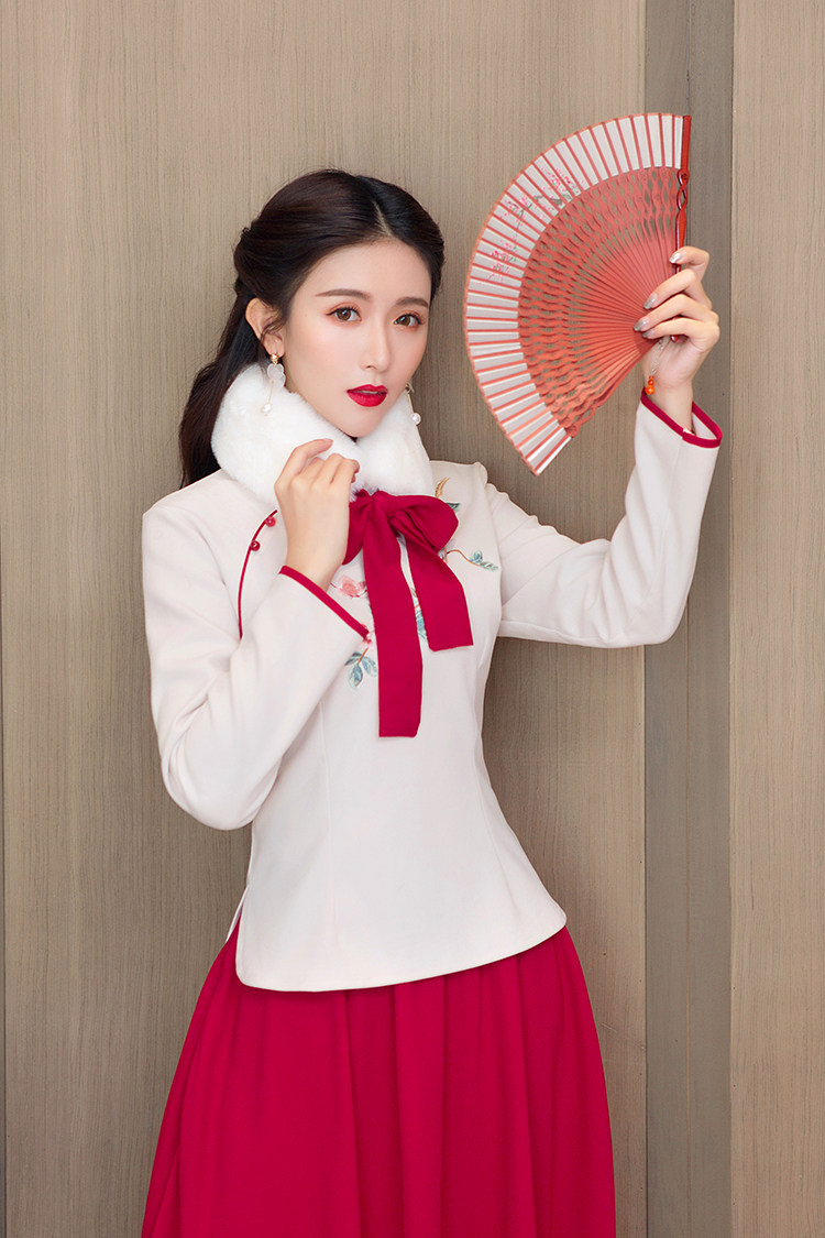 新款民国风学生装少女旗袍套装上衣中式复古绣花中国风唐装上衣女