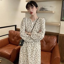 2021 New base skirt with early autumn temperament floral French small man long sleeve dress women
