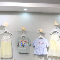 Clothing store childrens clothing personality display rack creative hook on the wall solid wood hanging clothes point hanging log color hanging rack