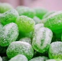 Small white grain heart old-fashioned mints childhood cool candy childhood taste 250 grams full of 2 servings