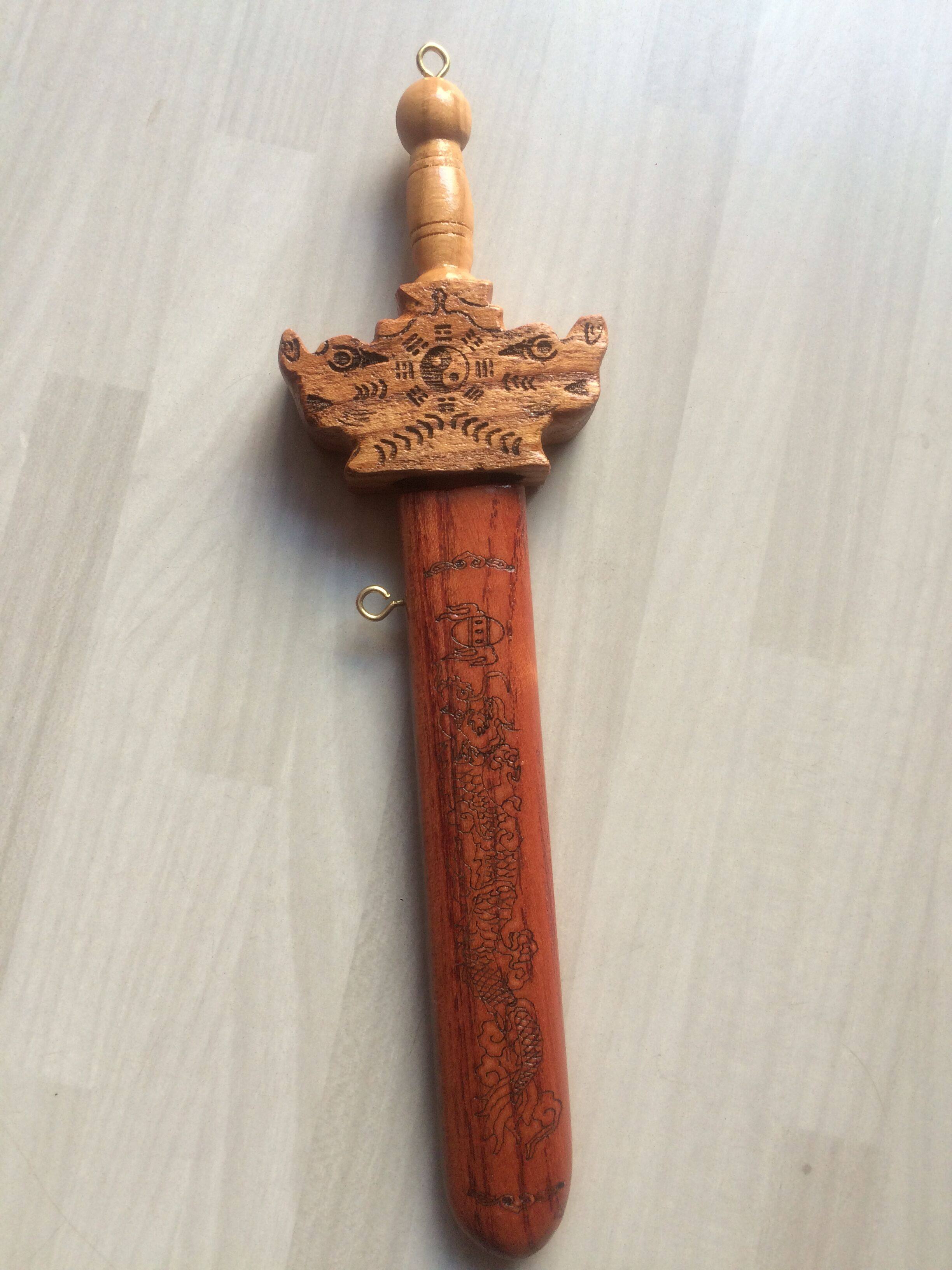 肥城东南桃木宝宝儿童玩具20厘米龙凤小剑防惊吓驱邪随身携带包邮