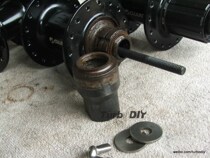 Turbo tower base tool hub ball tower base disassembly and disassembly tool sungauge tower base