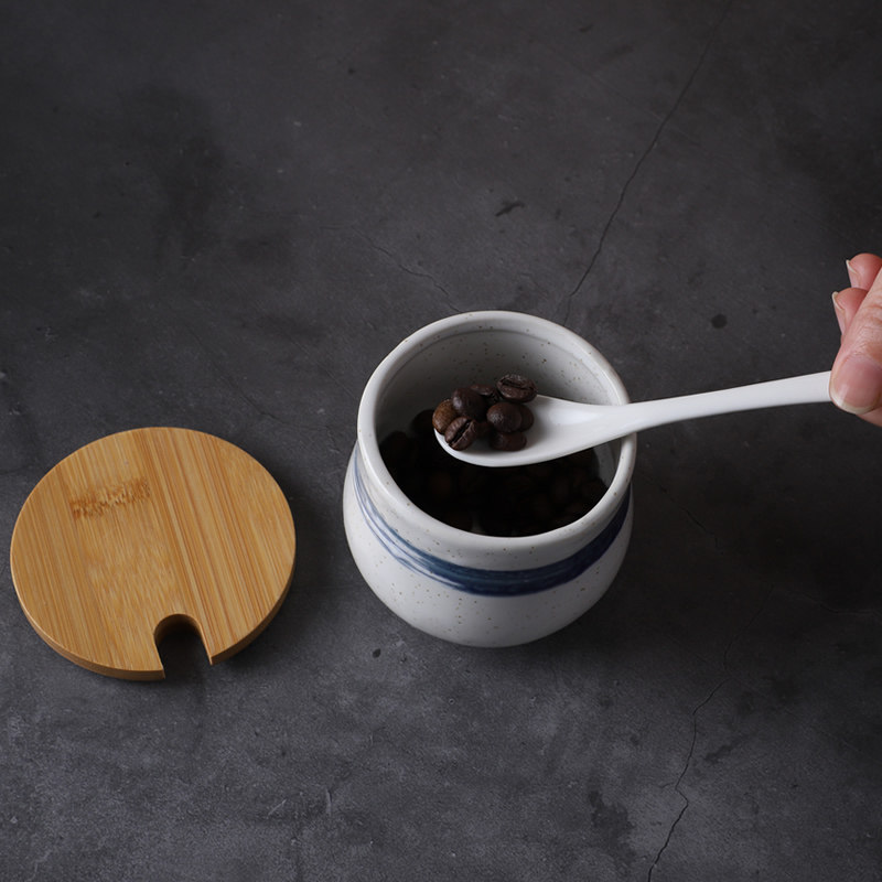 创意日式油盐罐调味罐佐料调料盒 陶瓷辣椒盅调味瓶单个家用厨房