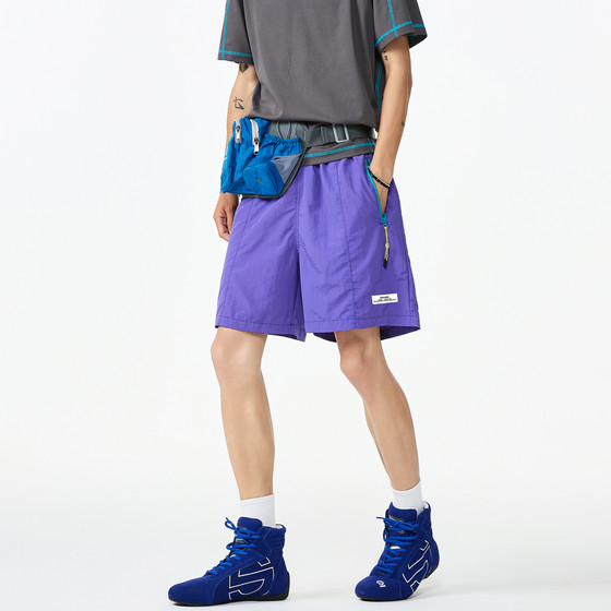 Wukong has goods summer outdoor sports light and quick-drying shorts for men's American fashion brand loose casual beach five-point pants
Wukong has goods summer outdoor sports light and quick-drying shorts for men's American fashion brand loose casual beach five-point pants