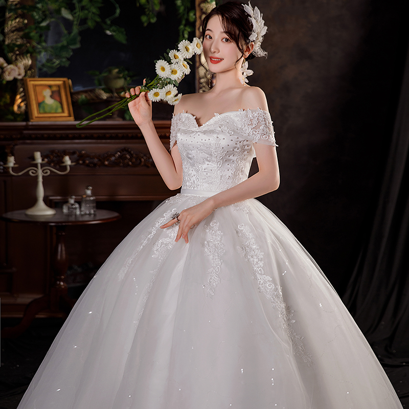 Straight Shoulder Light Wedding Dress 2021 New Temperament Bridal Advanced Sensation Small Winter Brief Pregnant pregnant women Conspicuously Slim