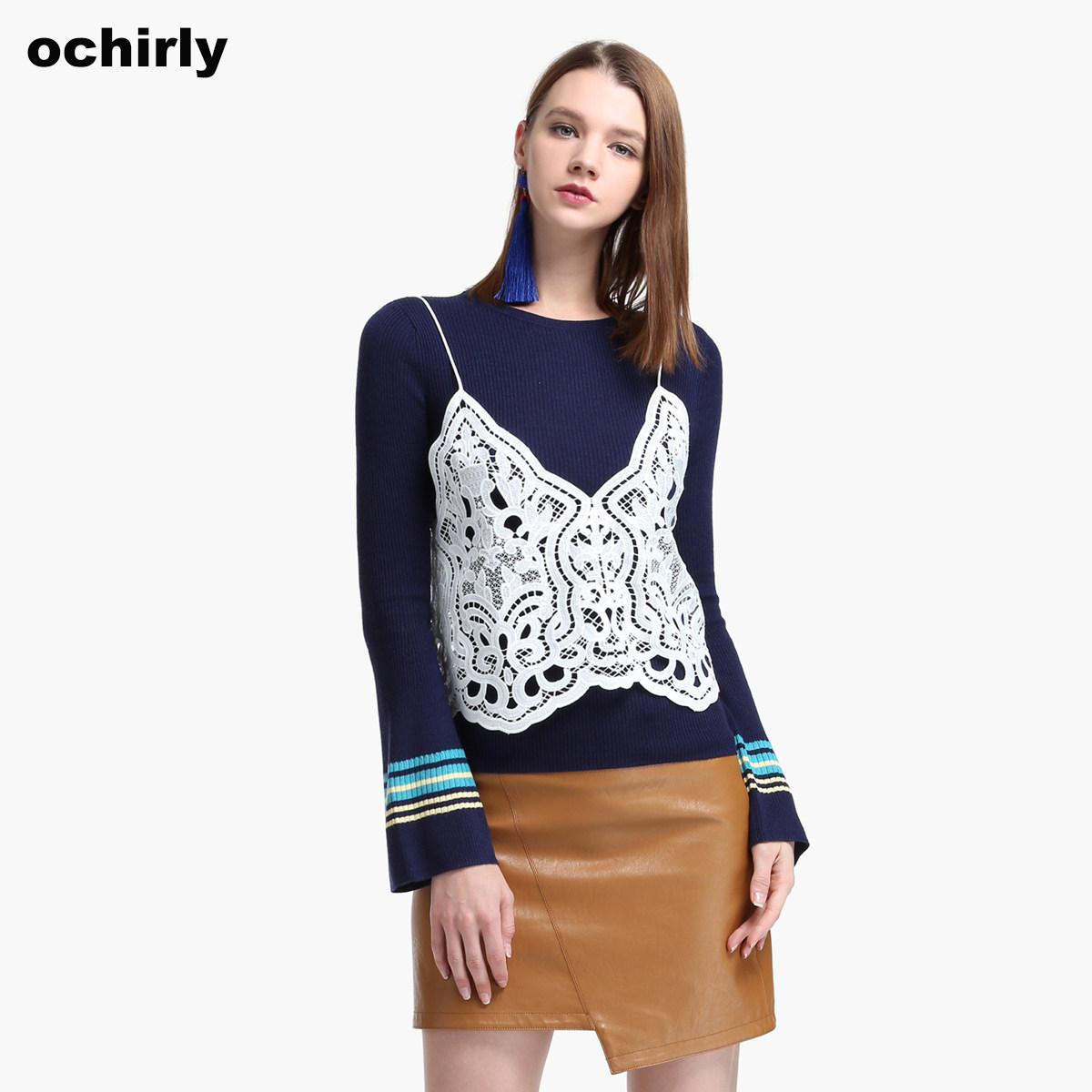 ochirly/欧时力 1jz3039360 女士喇叭袖毛衣