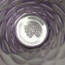 Wuming Buddhist College Tianshang solid son pure white transparent collection stupa 2mm large special 15 yuan 16 pieces