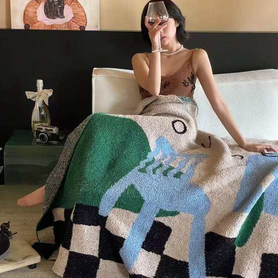 Modern style checkerboard A half-sided velvet sofa living room air conditioning blanket summer bedroom blanket office cover blanket
Modern style checkerboard A half-sided velvet sofa living room air conditioning blanket summer bedroom blanket office cover blanket