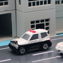 Plastic simulation car model swing piece 1:100 police car triple rhombus Patjero SUV Mini small pocket toy with multiple beauty