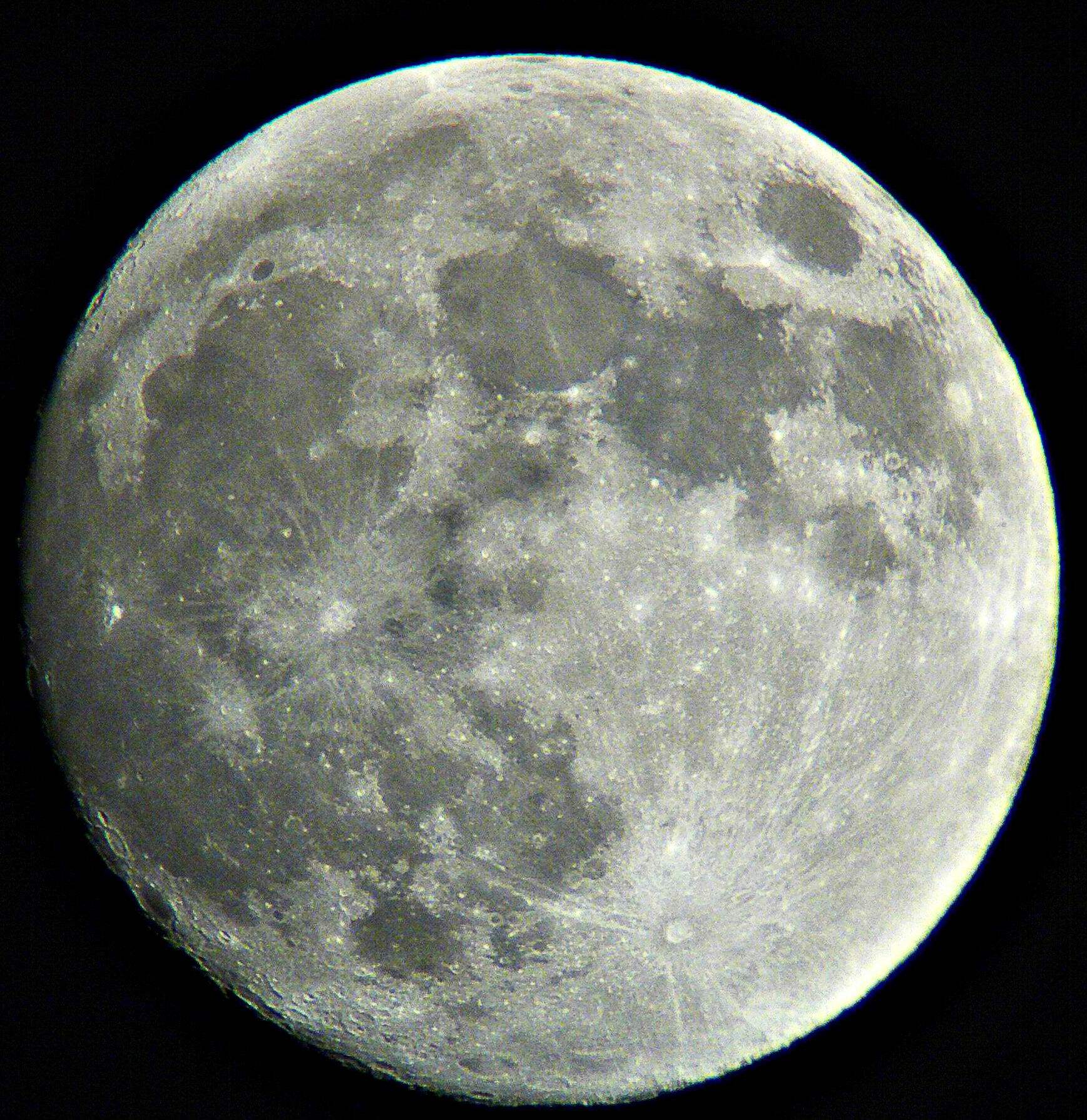 中秋想拍月球坑,环形山吗?