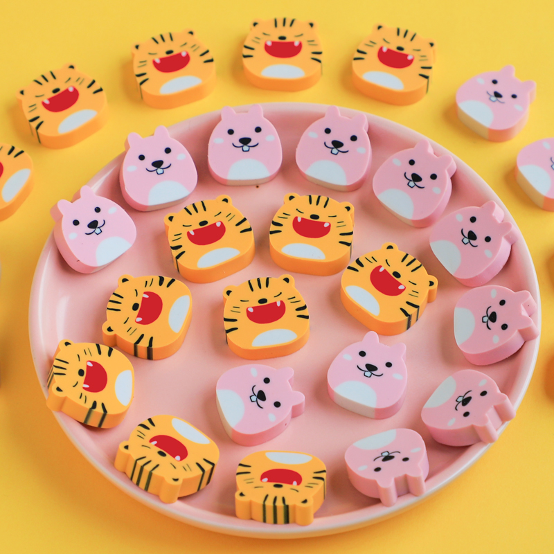 effective mini cute cartoon eraser children's small rubber students special without leaving marks fruit animal creative three-dimensional image like sassafras kindergarten non-toxic wholesale modeling children no debris reward