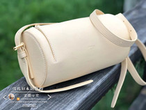 On behalf of the purchase of the Australian small crowd oroton cylinder bovine leather leather leather leather lily female bracelet single-shoulder bag