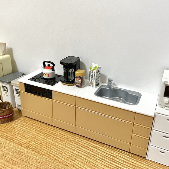 Japanese YAMADA miniature model kitchen gas stove hand sink sink home life scene matching ornaments
Japanese YAMADA miniature model kitchen gas stove hand sink sink home life scene matching ornaments
