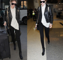 Old customers receive 2 hoarding goods in autumn and winter.