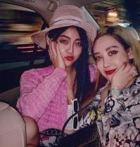 Human rich flower celebrity cardigan can wear three quarters knitted cardigan cherry blossom pink electric blue