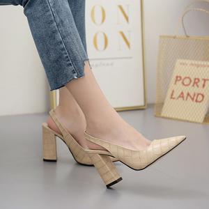 New stone pattern pointed high heels in 2020 summer